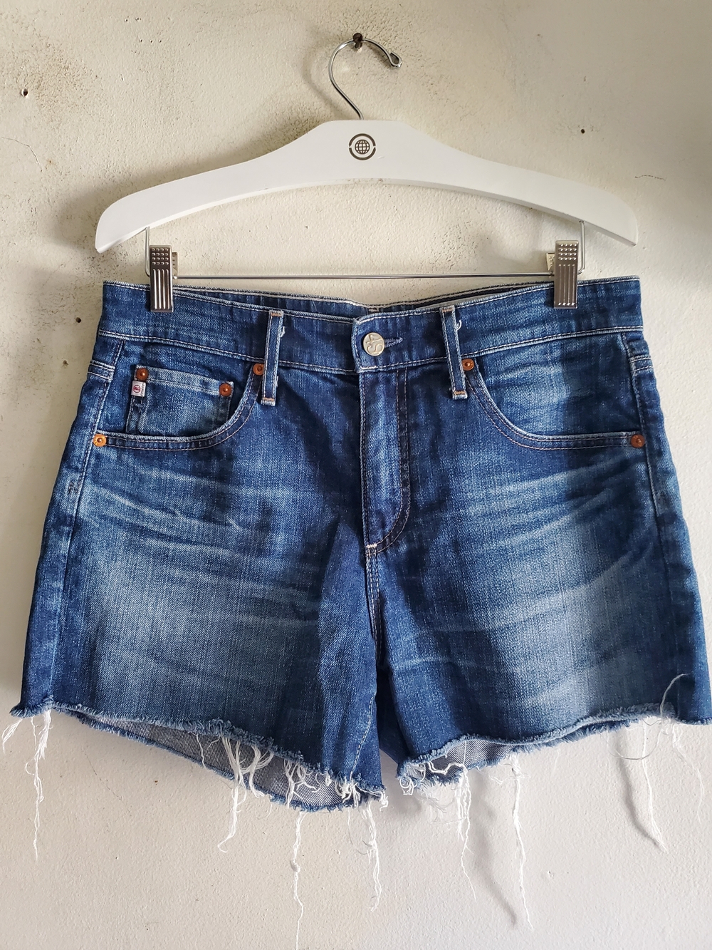 AG-ED Denim The Hailey Cut Off Ex Boyfriend Short. - Picture 3 of 10